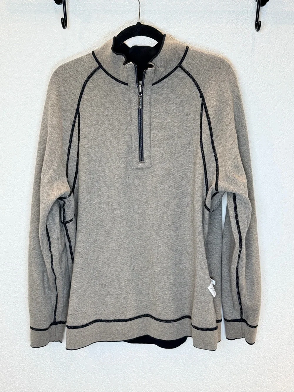 Tommy Bahama Reversible Half Zip Pullover NWT! in Midnight Oil size Large